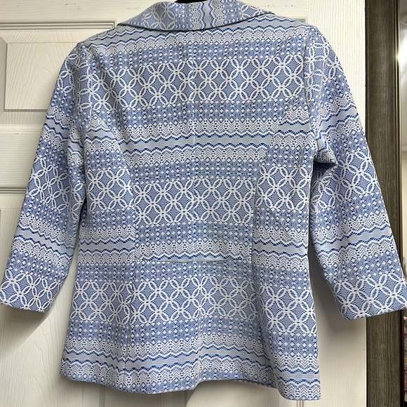 Top - Picture 3 of 4